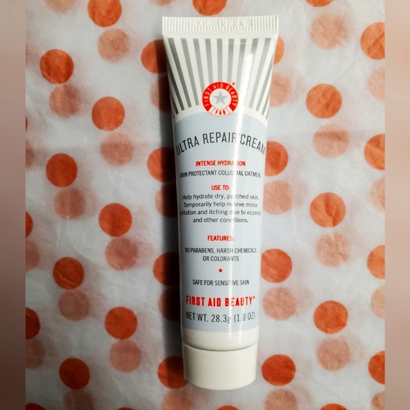 🍓5 for $20 - Ultra Repair Cream Moisturizer - First Aid Beauty - Picture 1 of 4